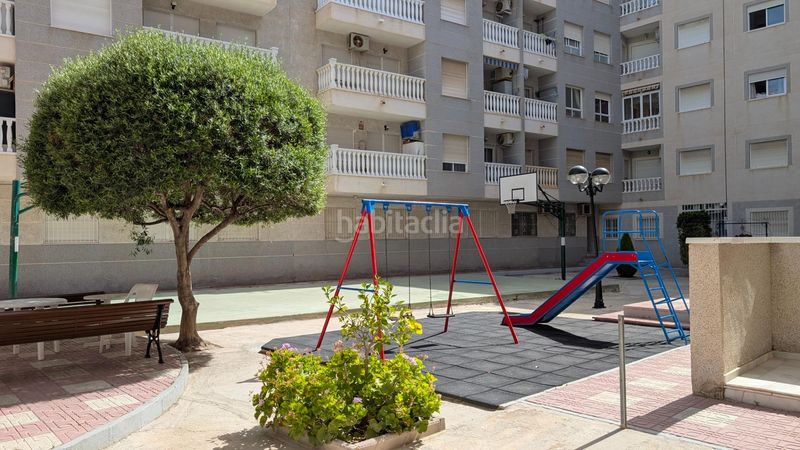 Foto 917c7932-534c-430b-9317-bbc0cd90941a. Apartament amb piscina a Antonio Machado Torrevieja