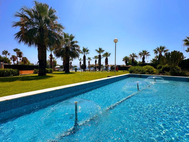 Foto e73c4a0c-7e03-4bd9-b58f-6e1c1a076087. Planta baixa amb piscina a Lomas de Cabo Roig - Los Dolses Orihuela