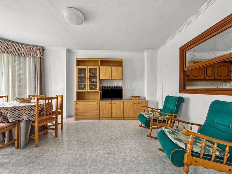 Foto 311560f2-1678-4778-add7-fd9236bb82df. Apartament amb aparcament a Zona Playa de los Locos Torrevieja