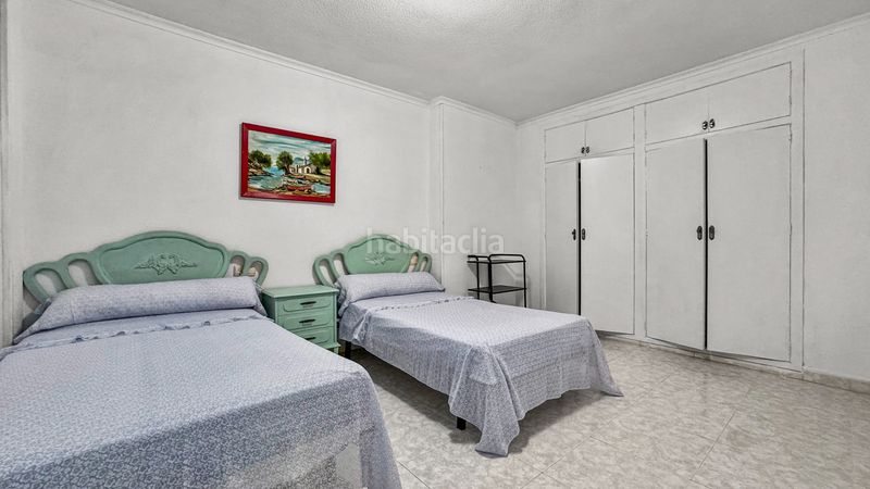 Foto b43bcf3f-7c62-46a8-b7a1-52d51b7dbf8d. Apartament amb aparcament a Zona Playa de los Locos Torrevieja