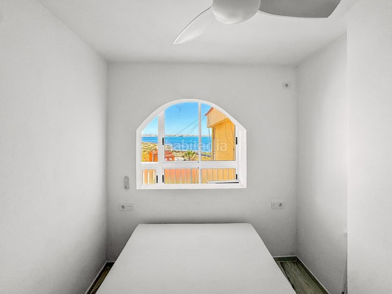 Foto dae0d62e-f918-4e56-895b-0ce5eba07e4c. Apartament amb piscina a Punta Prima Torrevieja