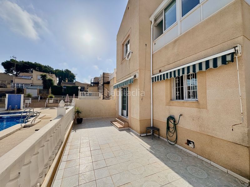 Foto be57f62a-de56-4577-8d79-fcd1d22ca811. Xalet amb piscina a Los Balcones y los Altos Orihuela