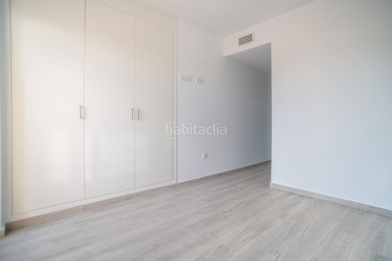 Foto bc14cb94-b504-49a1-b8be-3710fc0f4c0a. Erdgeschoss mit parking pool in Villamartín-Las Filipinas Orihuela