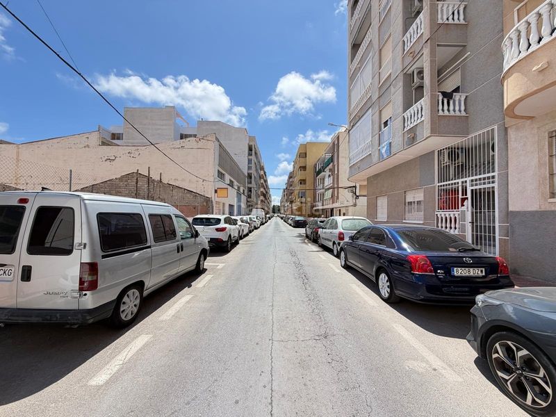 Foto 6a901e0b-a1bb-442a-a8fc-237493558570. Apartament a El Acequión Torrevieja