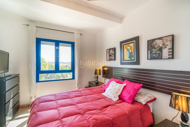Foto 481da108-fd02-4c10-acdc-fd5c1e23acd7. Apartament amb piscina a Campoamor Orihuela