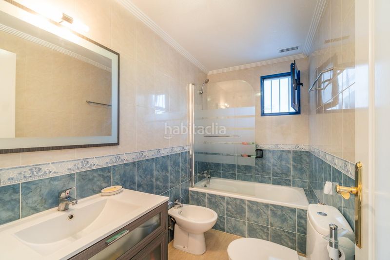 Foto d83a6c46-0618-4d97-88e1-fa5a5c1f0d2e. Apartament amb piscina a Campoamor Orihuela