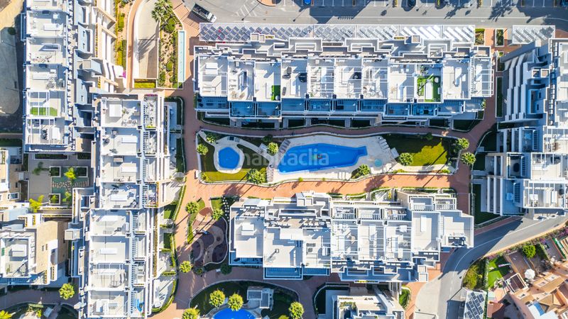 Foto 75a9e081-9e90-444e-a3dd-89a184d324dd. Apartament amb aparcament piscina a Playa Flamenca Orihuela