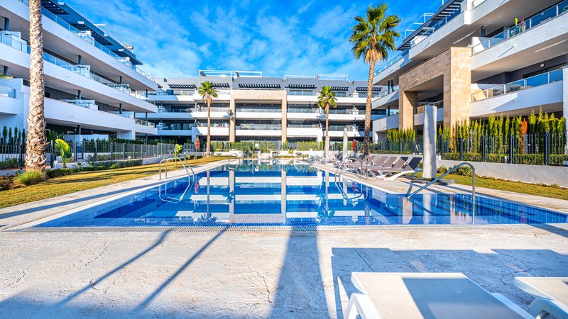 Foto 7bb4fb00-d956-498c-95c8-e7261a83ee3e. Apartament amb aparcament piscina a Playa Flamenca Orihuela