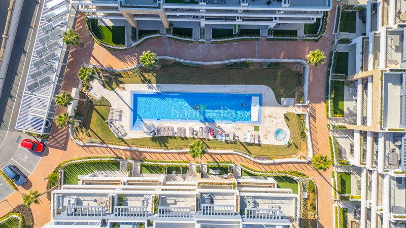 Foto cbadc4b3-100f-43b6-9304-798a92ea2225. Apartament amb aparcament piscina a Playa Flamenca Orihuela