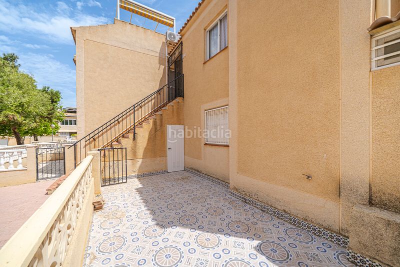Foto 40270c70-5e29-443f-ad00-988d7f44eea1. Àtic amb piscina a Aguas Nuevas Torrevieja
