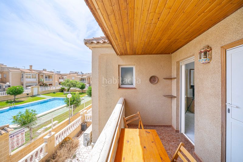 Foto deebce56-d8b3-4e26-90f7-d7f0ec567e11. Àtic amb piscina a Aguas Nuevas Torrevieja