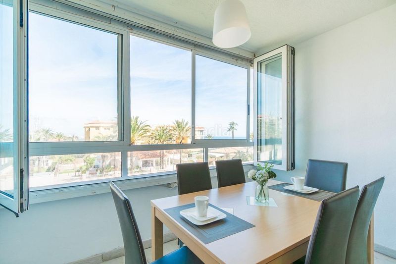 Foto 5c95b1b8-bc33-4fd1-b7a7-689add3f3f23. Apartament amb piscina a Punta Prima Torrevieja