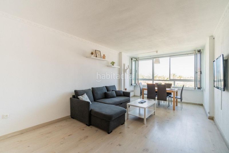 Foto f0dd22db-b449-4365-88e9-5c653c4f568a. Apartament amb piscina a Punta Prima Torrevieja