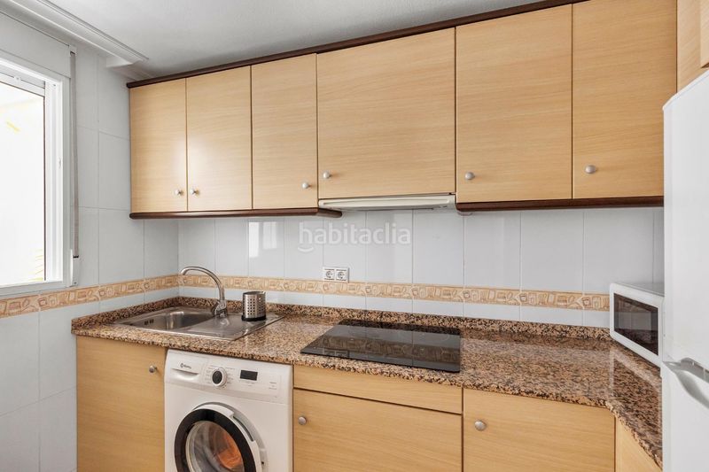 Foto 0afe8655-7eb2-4c74-afc0-099f18e7348c. Apartament amb aparcament piscina a nueva Torrevieja Torrevieja
