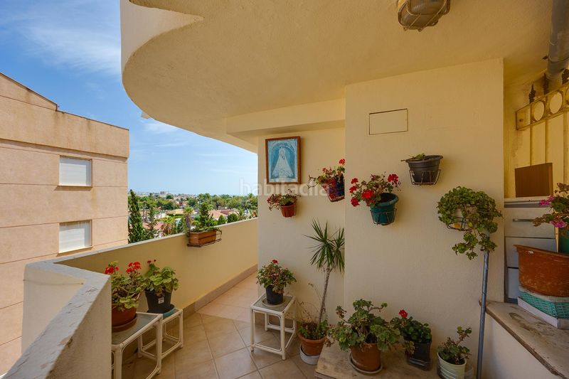 Foto 0d84f8aa-f3b5-4e60-ae1b-da312ead6ab9. Apartament amb aparcament piscina a nueva Torrevieja Torrevieja