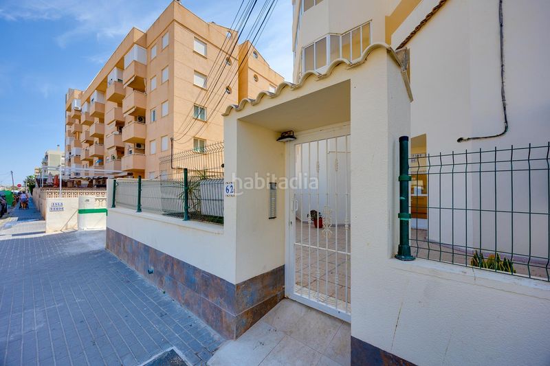 Foto 9a203eee-ea3a-4e8f-a734-8f00605b71b1. Apartament amb aparcament piscina a nueva Torrevieja Torrevieja