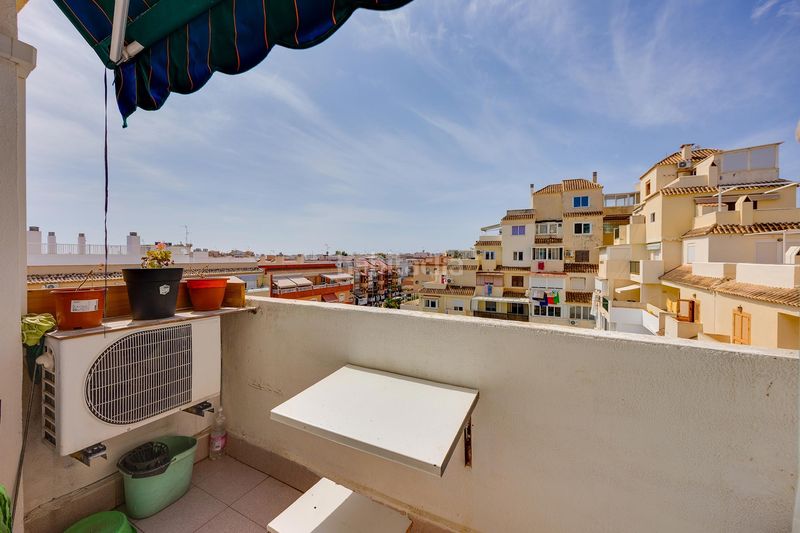 Foto a89d8bfd-9d53-47bb-8a29-3b288ae3166e. Apartament amb aparcament piscina a nueva Torrevieja Torrevieja