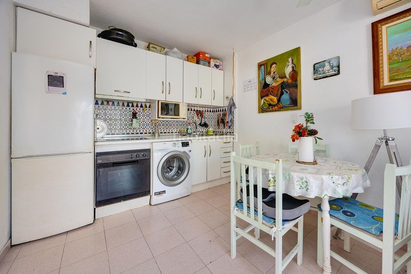 Foto bc0816de-9abf-40a0-b76a-dffabed94f41. Apartament amb aparcament piscina a nueva Torrevieja Torrevieja