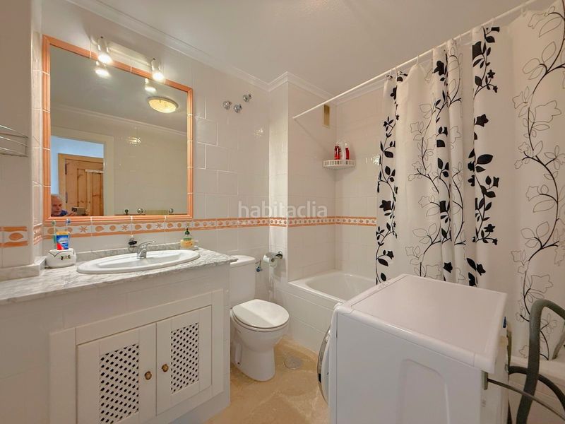 Foto 07d91926-88d8-4ad1-8b53-12df7bd70326. Apartament amb aparcament piscina a Los Almendros Orihuela