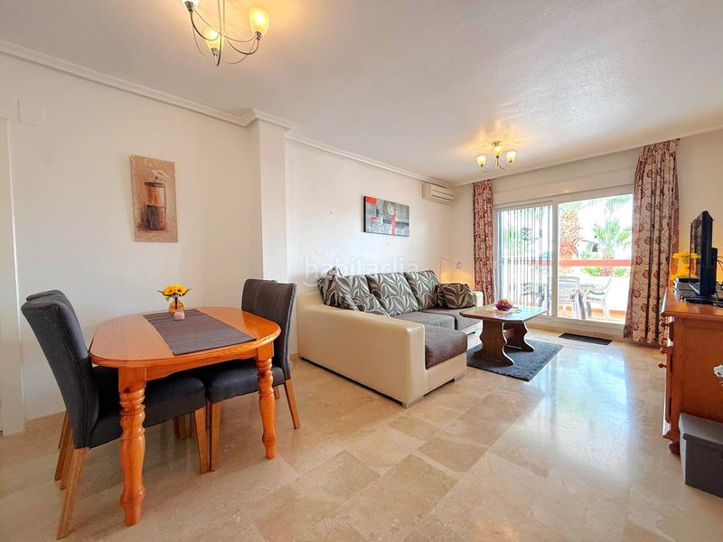 Foto 7d700d8d-a0fd-4842-9996-83febd53009a. Apartament amb aparcament piscina a Los Almendros Orihuela