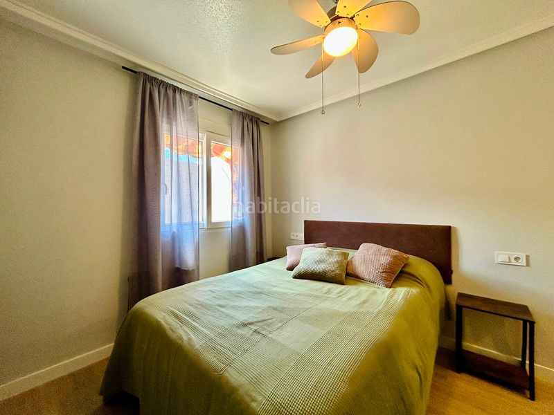 Foto 041f1ed4-b11f-4062-8b24-cb08f38e5a98. Apartament amb piscina a Antonio Machado Torrevieja
