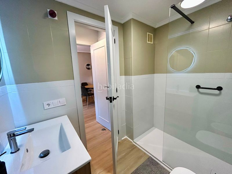 Foto a44d6c99-9229-41e1-b280-299f10a43936. Apartament amb piscina a Antonio Machado Torrevieja