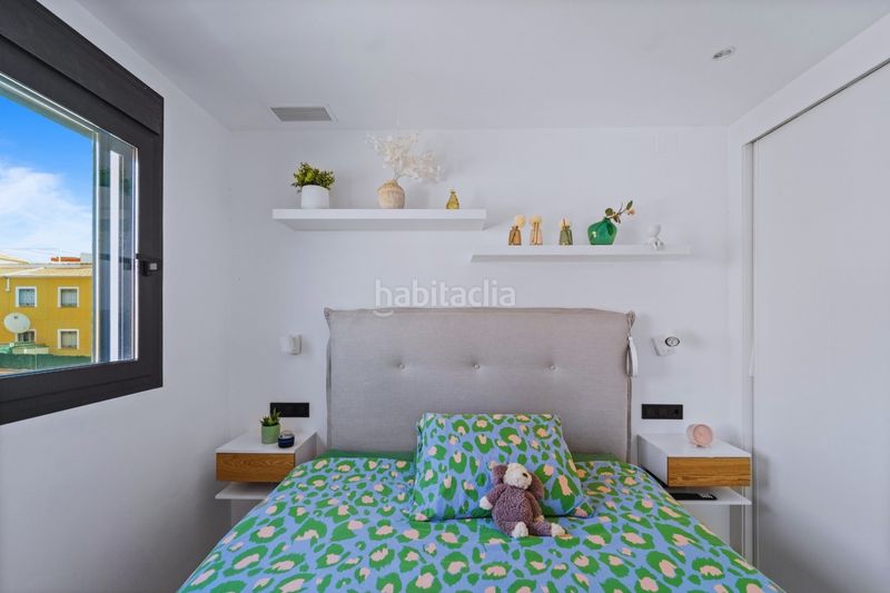Foto e32b3355-ec79-4a4e-97bd-4c0ec5d08b79. Casa aparellada amb aparcament piscina a Montesinos (Los)