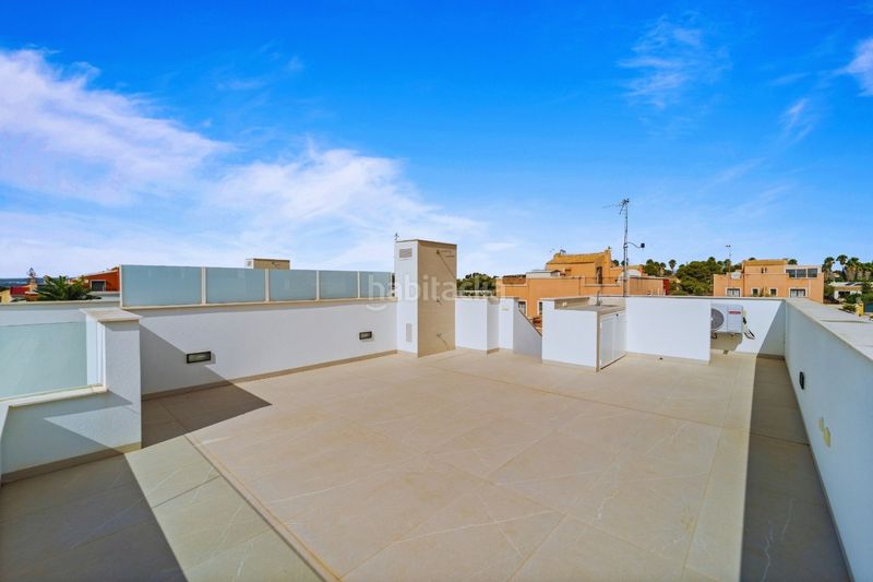 Foto e5a18f7e-bf28-4bbc-979b-ad4c400c78c7. Casa aparellada amb aparcament piscina a Montesinos (Los)