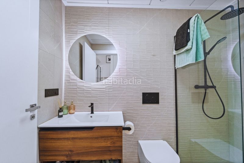 Foto ff765066-cfe0-4a5c-b025-e0083405d234. Casa aparellada amb aparcament piscina a Montesinos (Los)