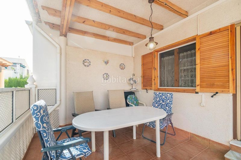 Foto 22716953-9356-4a1e-8575-ed41061b8d1a. Casa aparellada amb piscina a Playa Flamenca Orihuela