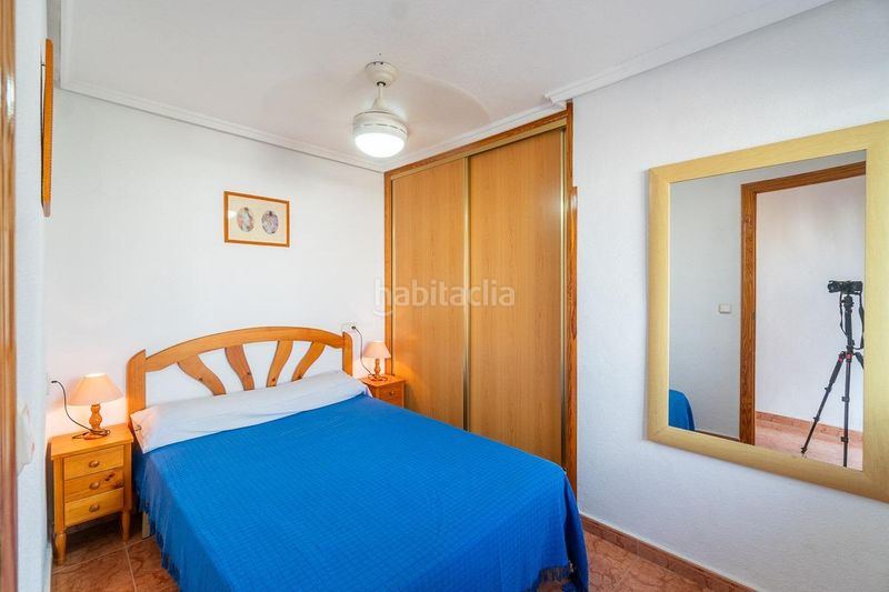 Foto ebe112af-984b-4140-a9d3-5cf34d3d19cb. Casa aparellada amb piscina a Playa Flamenca Orihuela