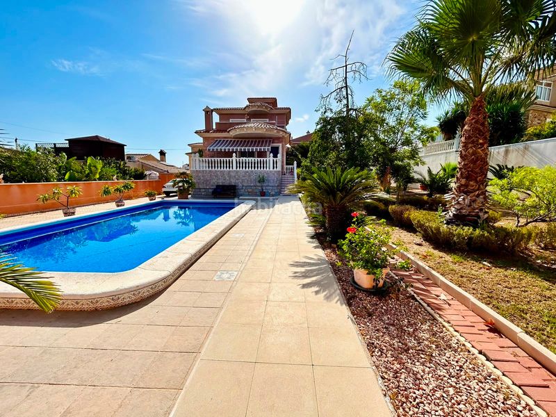 Foto 408665e2-4a20-46a2-917f-e9a369a61c17. Xalet amb aparcament piscina a Los Balcones-Los Altos Torrevieja