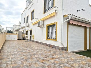 Casa aparellada a La Florida