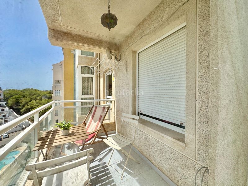 Foto 5dd4a11b-72d0-4450-b23c-ec062d17680d. Apartament amb piscina a Campoamor Orihuela