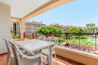 Apartament a La Florida. ...