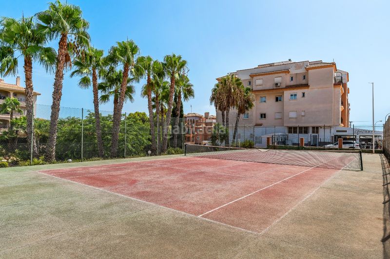 Foto 62d6ec15-ef22-4282-8b41-363c8000d9f5. Apartament amb aparcament piscina a La Florida Orihuela
