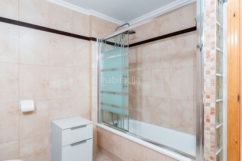 Foto 741afc95-c67e-4727-a8a9-26181f786662. Apartament amb aparcament piscina a La Florida Orihuela