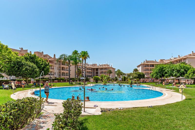Foto 8a46973b-83e0-48f8-982c-87edb9b62f60. Apartament amb aparcament piscina a La Florida Orihuela