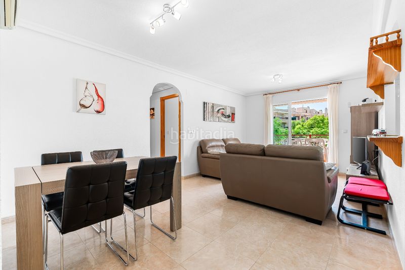 Foto ac7b7526-58ff-4849-b2bf-ec956d182d06. Apartament amb aparcament piscina a La Florida Orihuela