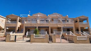 Casa adossada a Los Balcones y los Altos. Descubre esta excelente oportunidad de adquirir un acogedor duac