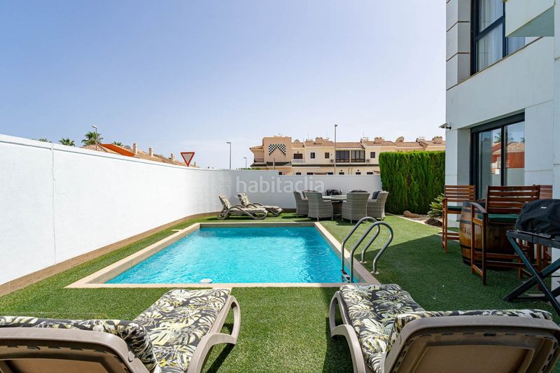 Foto 2cbb8d71-0b42-4495-92f7-3d1ed994ff2c. Chalet with parking pool in Lo Marabú Rojales