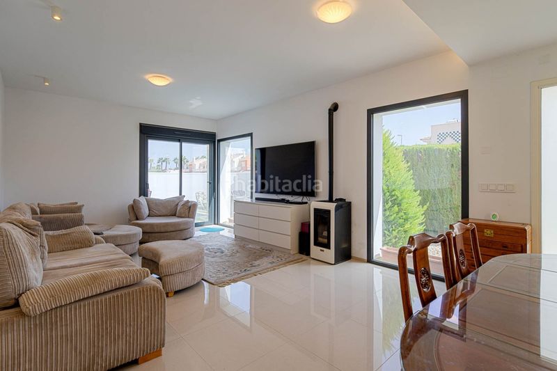 Foto f48a4081-6297-4a31-b603-fa3fc4e45162. Chalet with parking pool in Lo Marabú Rojales