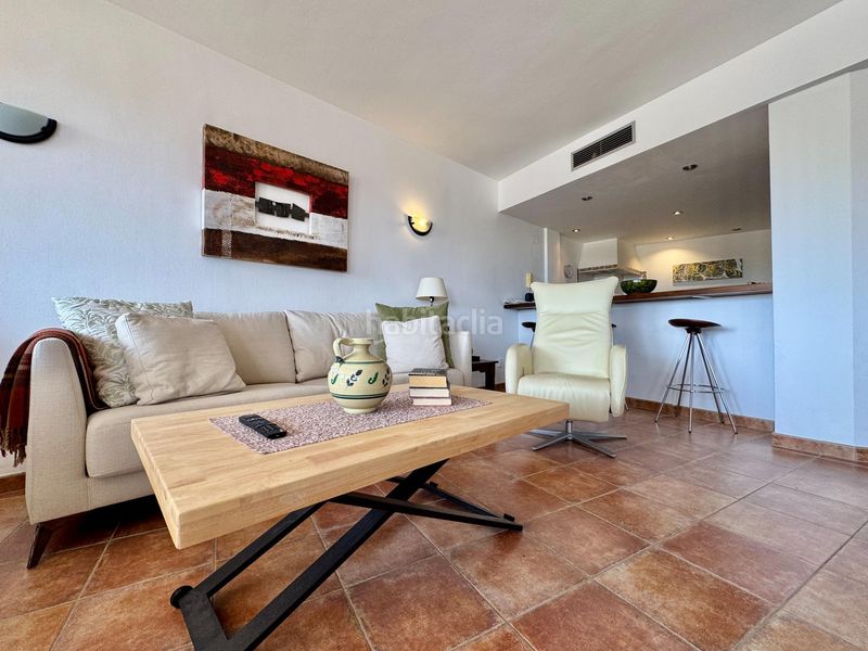 Foto a3d515b6-cfd6-42a5-9350-1f2f286a20e1. Apartament amb aparcament piscina a Punta Prima Torrevieja