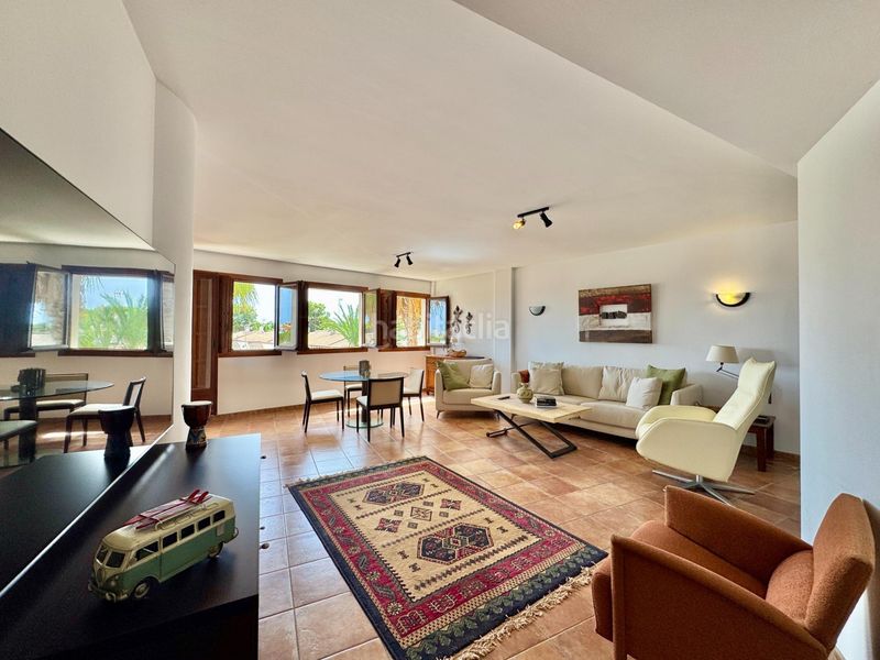 Foto be63e3ee-2211-412f-ab2e-dcb214e18559. Apartament amb aparcament piscina a Punta Prima Torrevieja
