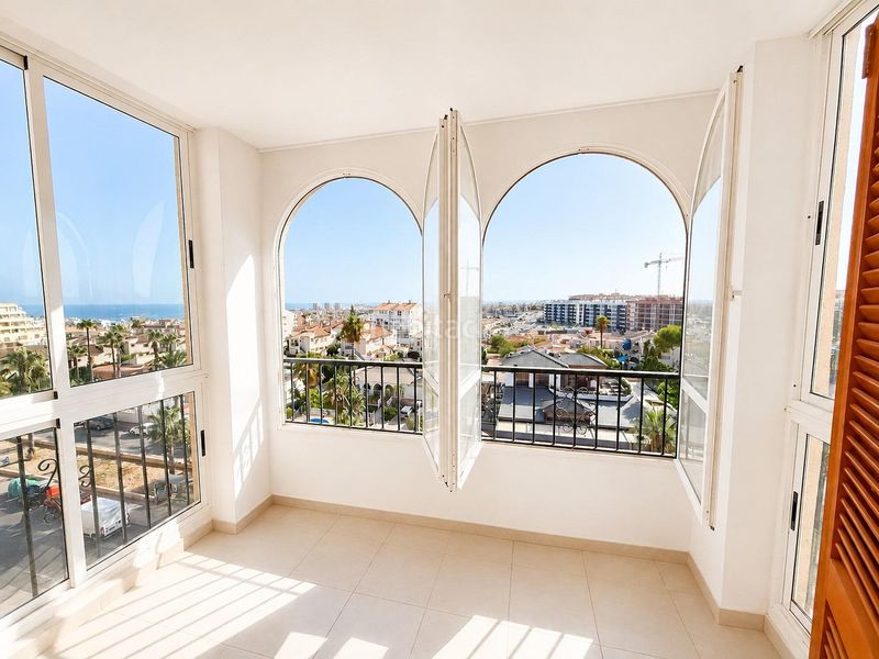 Foto ef4deb53-067e-4988-96ab-a1576961d9bf. Apartament amb aparcament piscina a Cabo Cervera Torrevieja