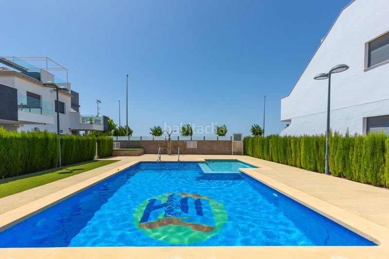 Foto f28eca38-2ed6-4e9c-bf68-fcac3a202e30. Planta baixa amb aparcament piscina a Pilar de la Horadada ciudad Pilar de la Horadada