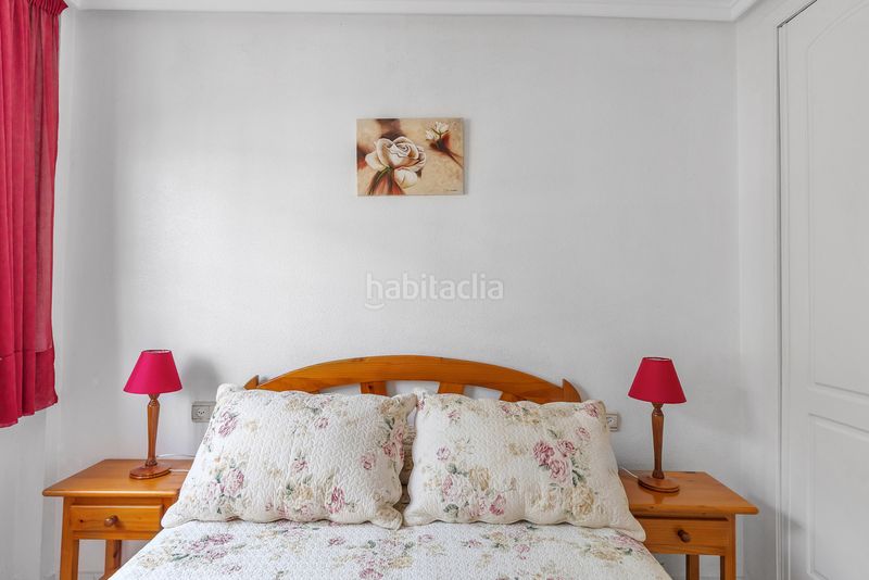 Foto a1bd598a-db38-439d-8343-904194ab5db9. Apartament amb aparcament piscina a Punta Prima Torrevieja
