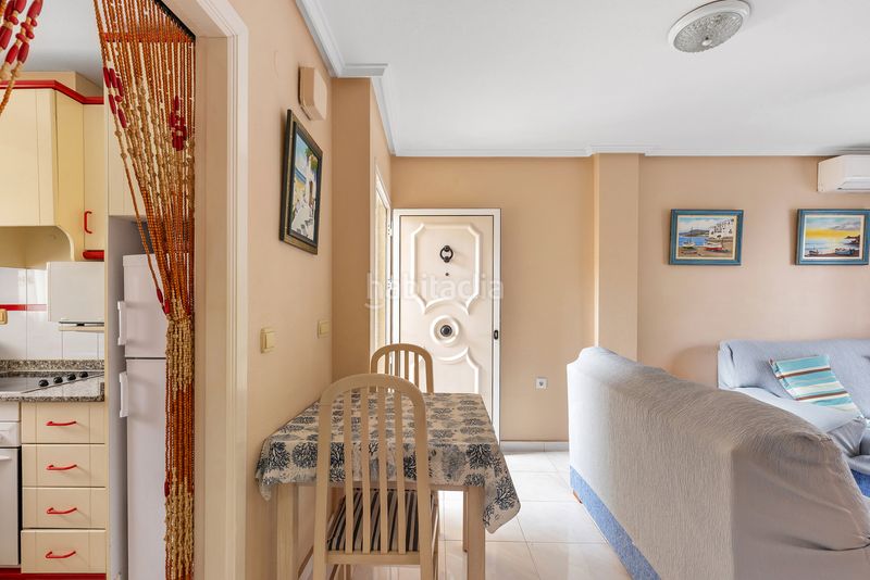 Foto a2e11975-262f-4b71-9048-f568480808f9. Apartament amb aparcament piscina a Punta Prima Torrevieja