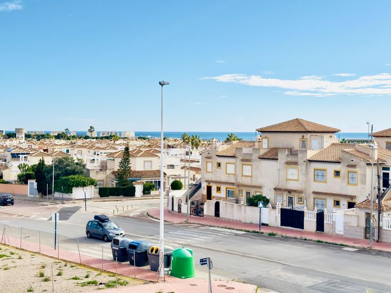 Foto c2e57fce-9680-43ac-a82c-93115fbeeb72. Àtic amb piscina a Zeniamar - Horizonte - La Campana Orihuela