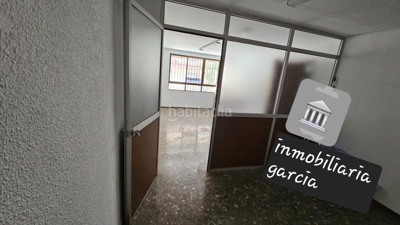 Foto ffa40854-ca4d-4b5d-b7a7-6d4b2a4998cb. Oficina a Peñamefecit - Avda Barcelona Jaén